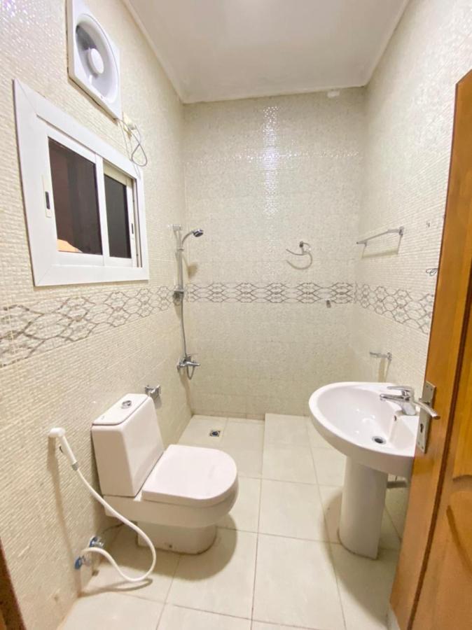 النايفات للوحدات السكنية المفروشة Jeddah Ngoại thất bức ảnh